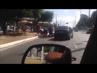 Colisão entre motos é registrada na av. Juscelino Kubitschek