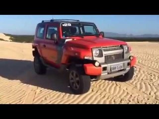 Jipe T4 modelo 2015, da Troller, em test drive do O POVO