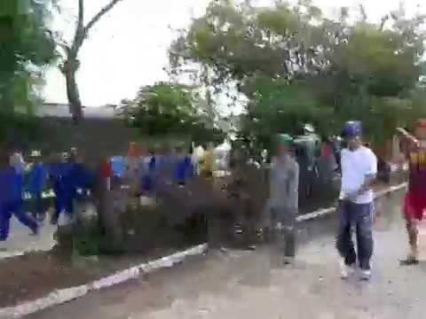 Trabalhadores da construção civil voltam a se manifestar na avenida Washington Soares