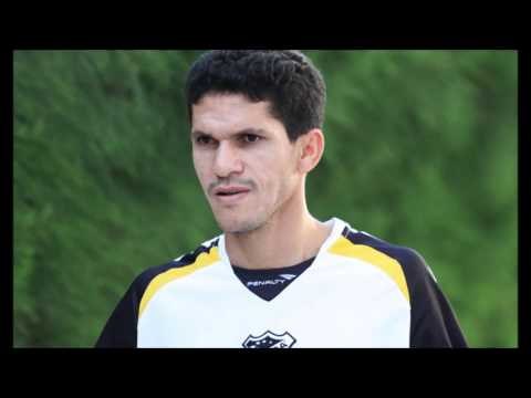 Entrevista com Magno Alves antes do jogo contra o Figueirense