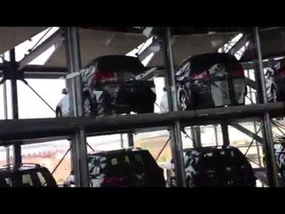 Uma visita às torres de carros 0km da Autostadt