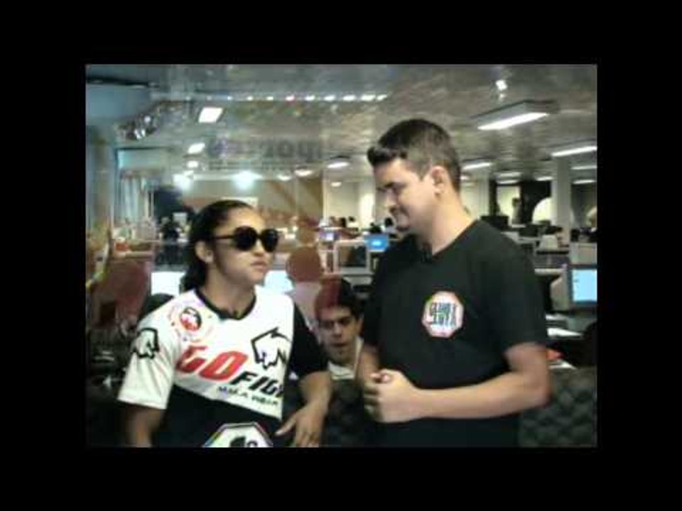 Entrevista com Viviane Sucuri ao blog Clube da Luta