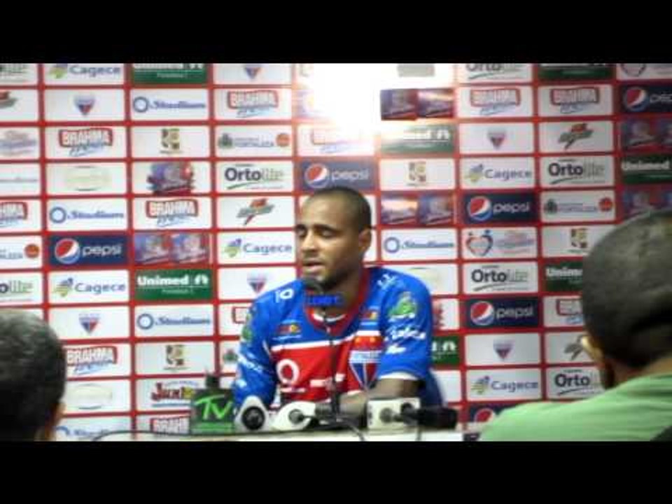 Lateral-esquerdo Kauê é apresentado no Fortaleza