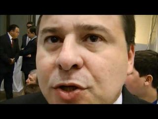 Robinson de Castro sobre Mota e Magno Alves