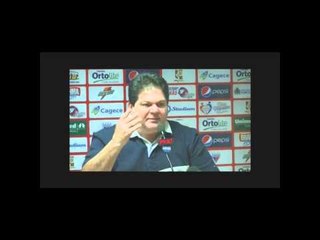 Osmar Baquit solta o verbo em entrevista coletiva no Pici