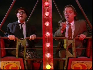 Bottom - S03-E01 - Hole