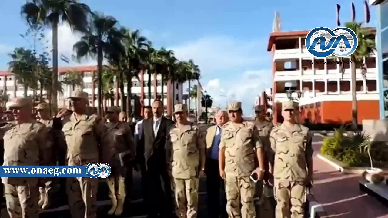 مدير أمن الأسكندريه يكرم أسر شهداء الواجب الوطنى خلال زيارته لكلية الدفاع الجوى‎