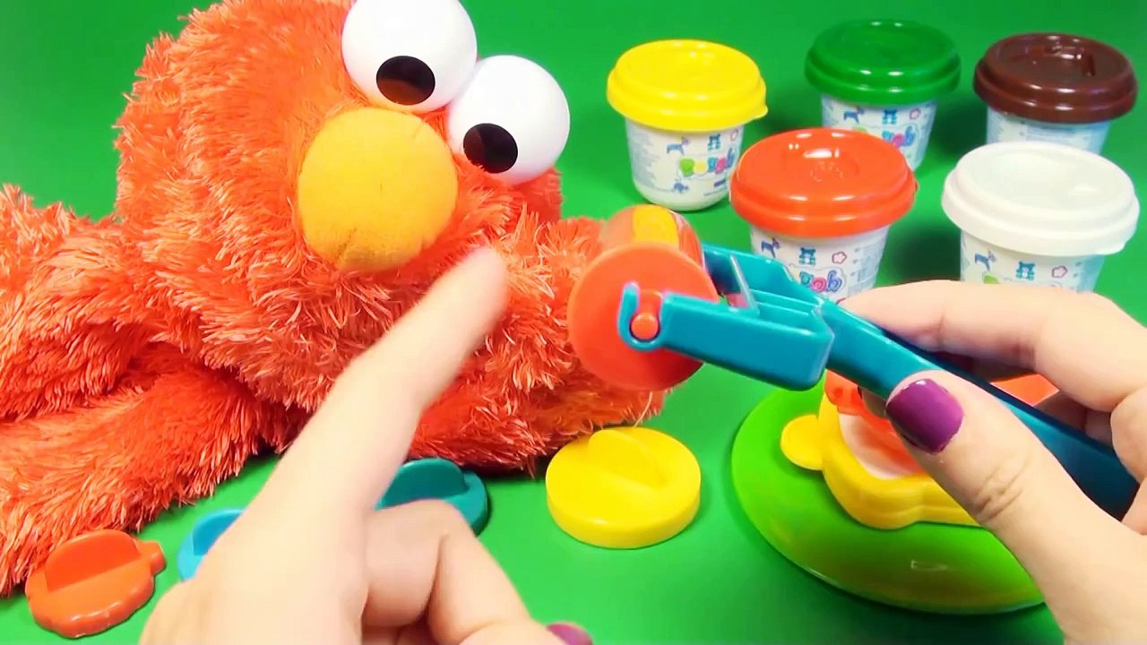 Play Doh Chef Elmo Sesame Street Lunch Playdough Sandwich Cook with Elmo