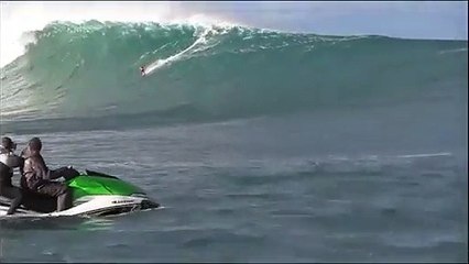 Découvrez la monstrueuse vague de Belharra au Pays Basque