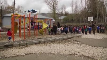 Köyde Öğretmen Olmak (1)