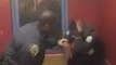 Policier de NYPD très violent : il frappe un jeune au visage!