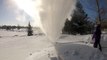 Arroseur transformé en machine à glace- Hiver rigoureux : -48C  -57F, Winnipeg, MB, CANADA - copie