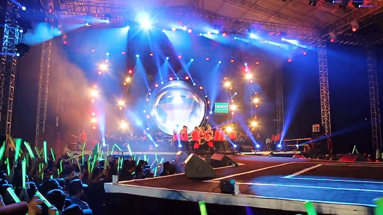 Nhớ - Mỹ Tâm Live Concert Tour HeartBeat Hà Nội [23112014]