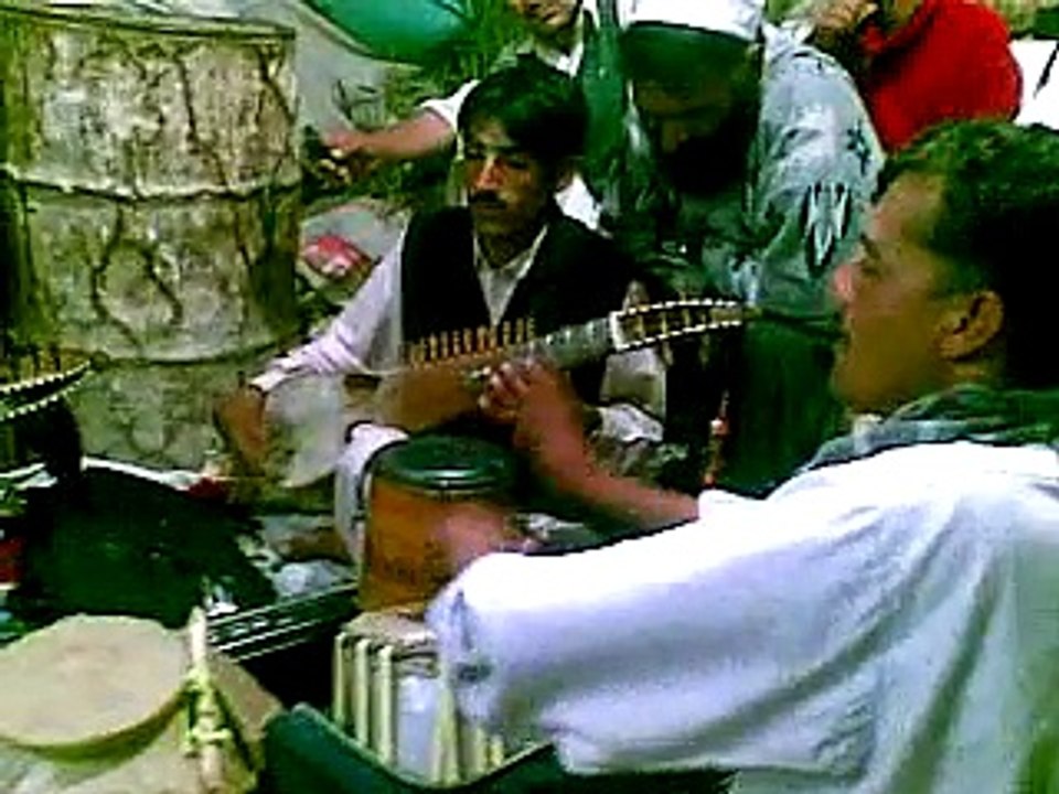 Teen afghani boy beautiful voice song