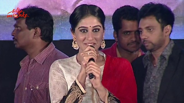 Regina Cassandra Speech - Pilla Nuvvu Leni Jeevitam Success Meet @ Vizag