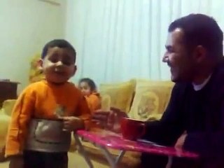 İngilizce ögrenen çocuk. (Babam six dedi)  ) Komik Videos