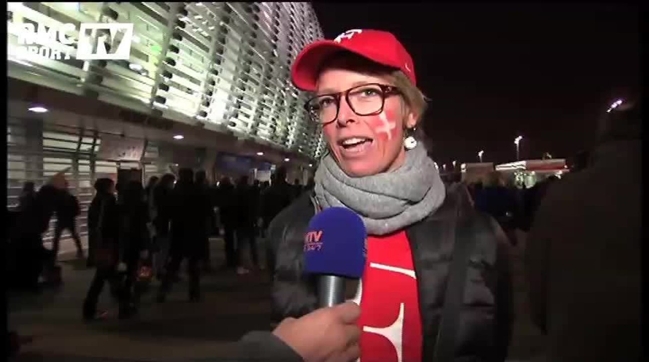 Tennis / Les supporters des deux camps réagissent après les deux premiers simples - 21/11