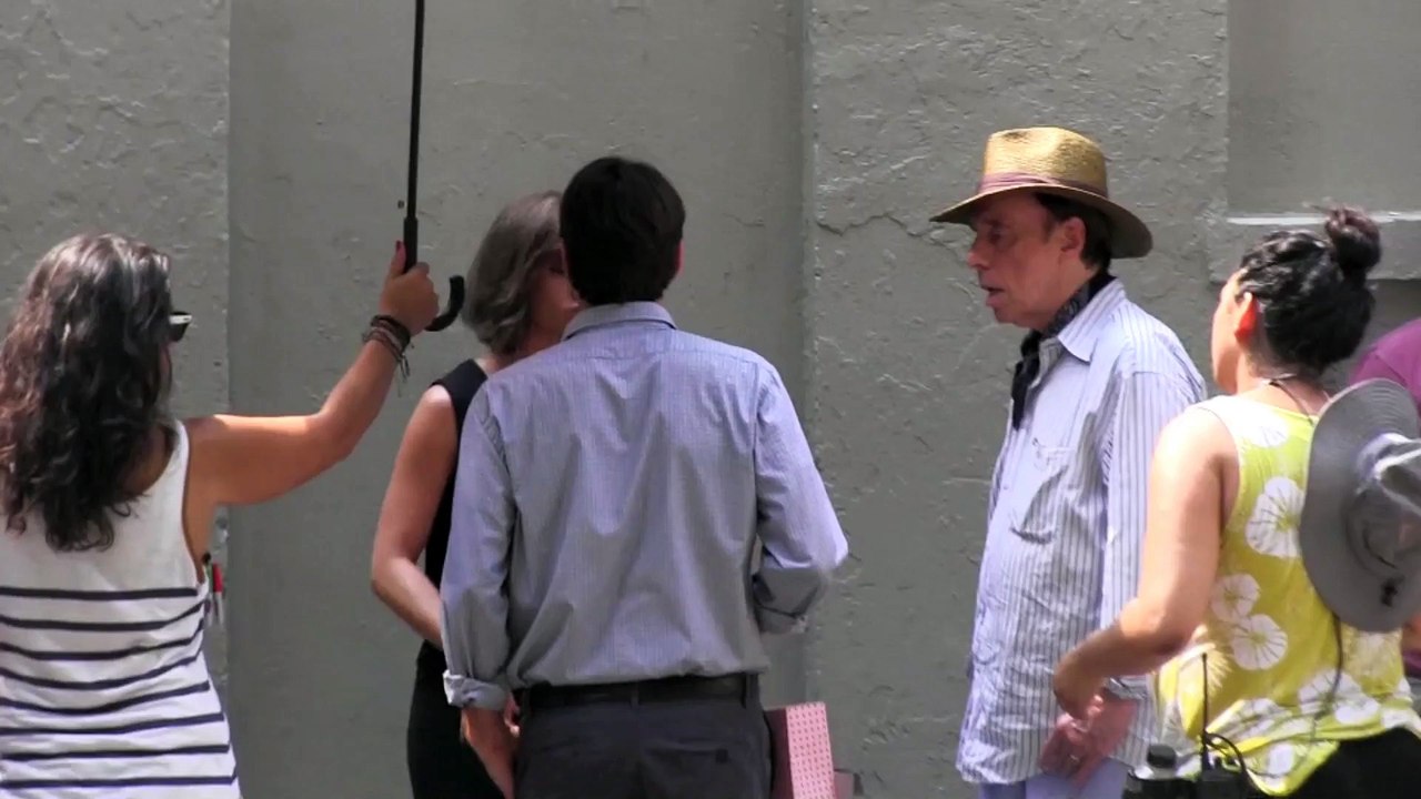 Jennifer Aniston behind the scenes on set of Squirrels in NYC