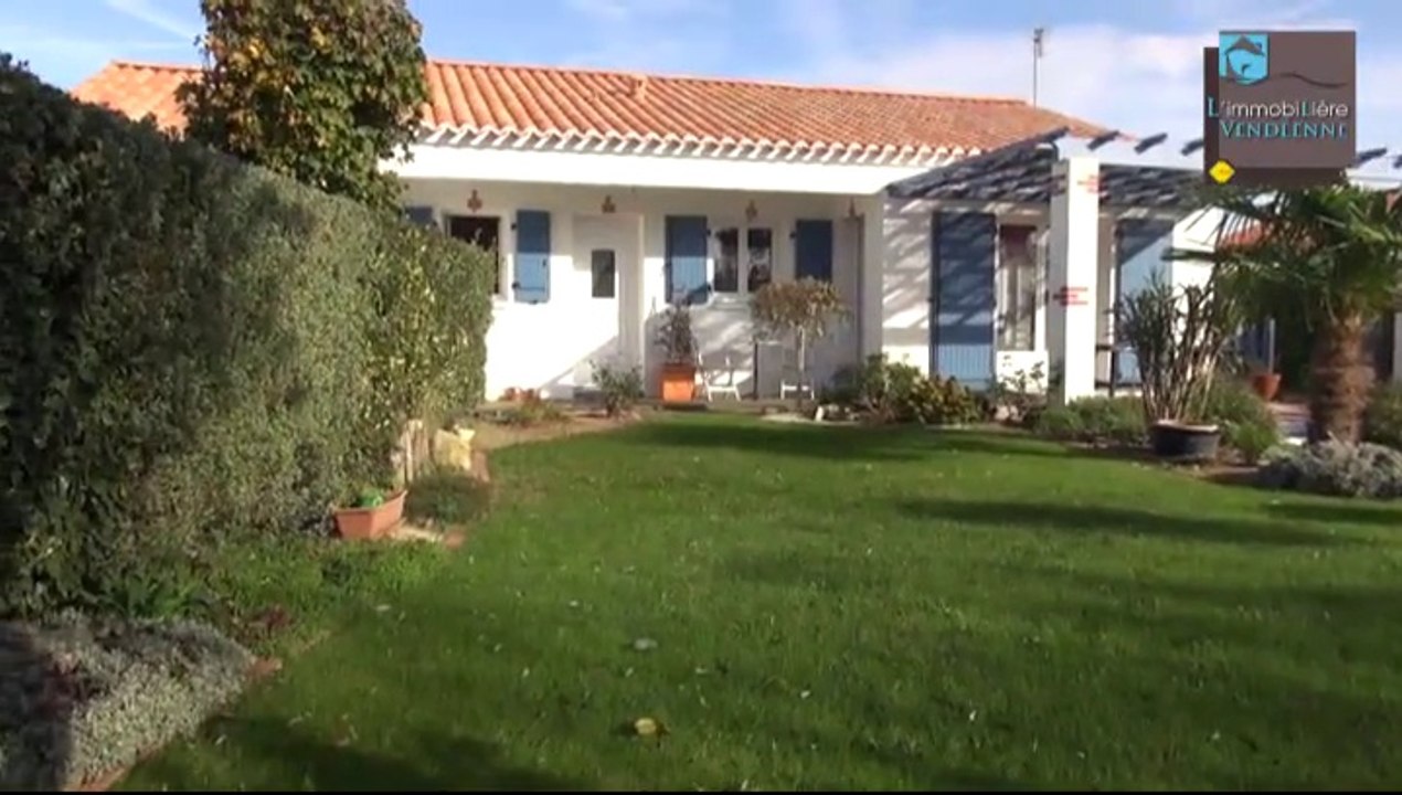 La Barre de Monts (85) - A vendre, maison avec jardin au calme de son impasse, à proximité des commerces, entre marais, forêt et mer...