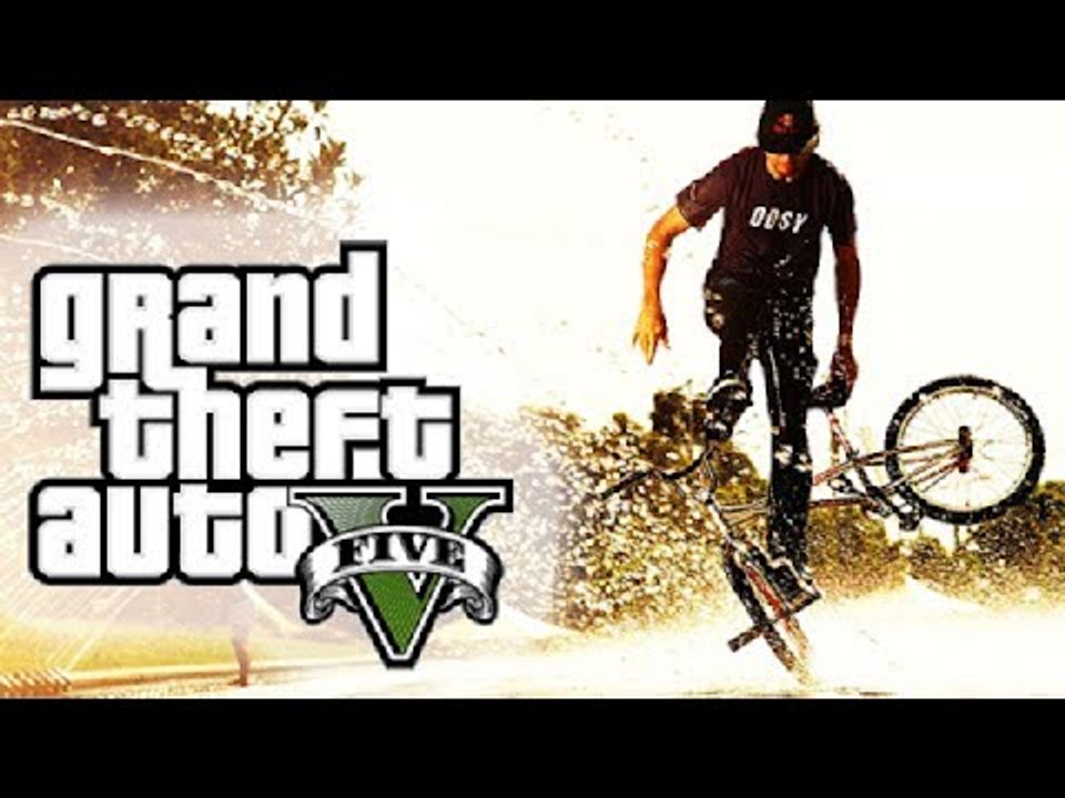 CASCADES ET FIGURES EN BMX DE FOUS