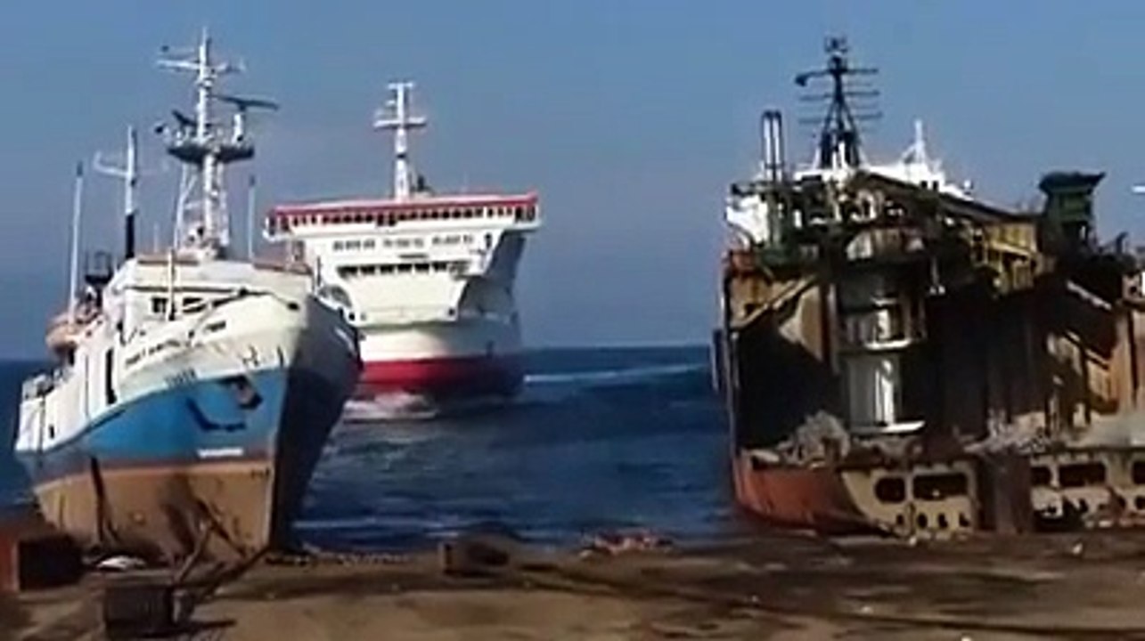 Comandante do Costa Concordia voltou ao trabalho?