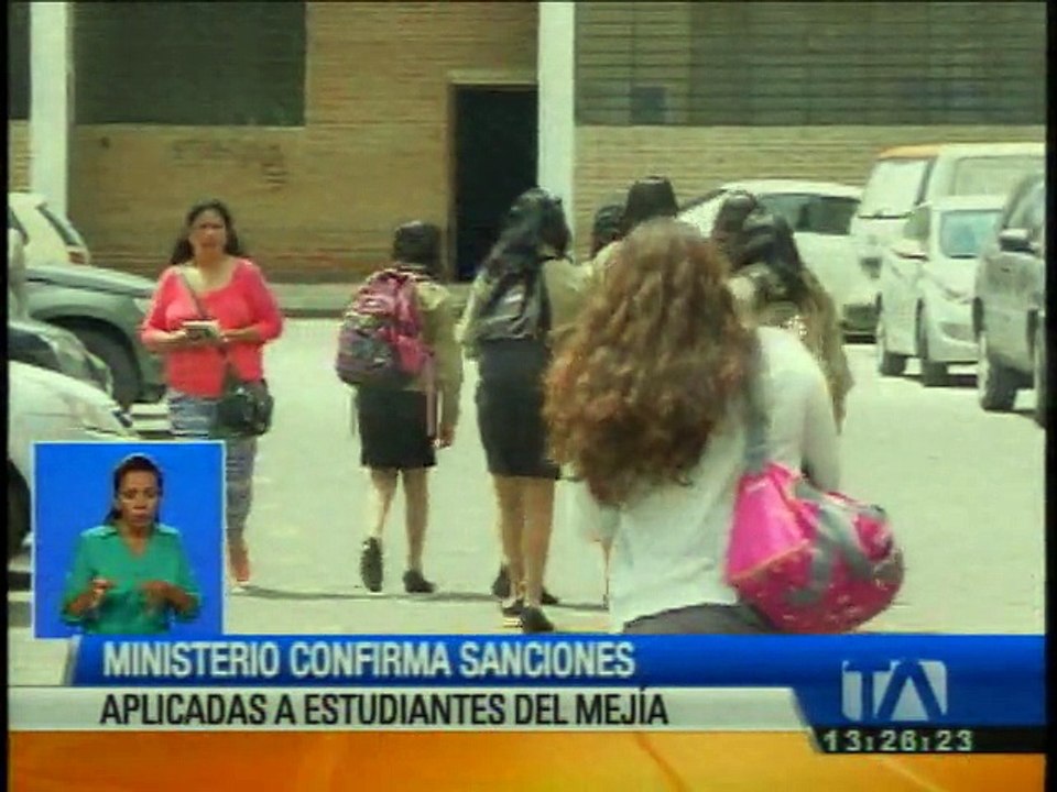 Varios estudiantes del colegio Mejía fueron separados de la institución