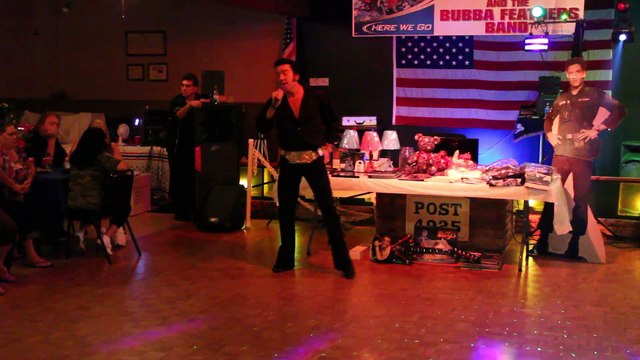 Joe Kent sings 'Little Less Conversation' at the Elvis Presley memorial VFW Memphis Video