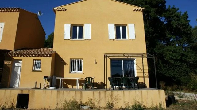 A vendre - Maison/villa - St Etienne Du Gres (13103) - 4 pièces - 80m²