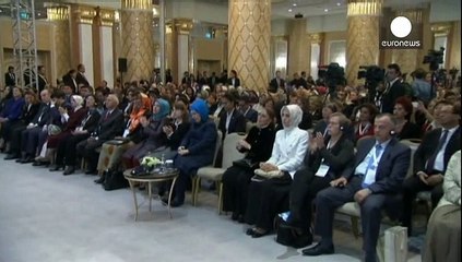 Turquia: Erdogan defende desigualde entre homens e mulheres