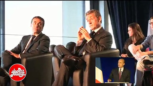 Nicolas Sarkozy durant les huées contre Alain Juppé, samedi 22 novembre à Bordeaux