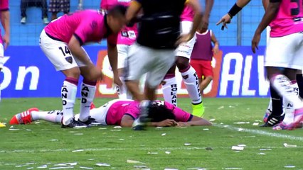 Come 'Bruce Harper', pallonata in faccia mette difensore ko