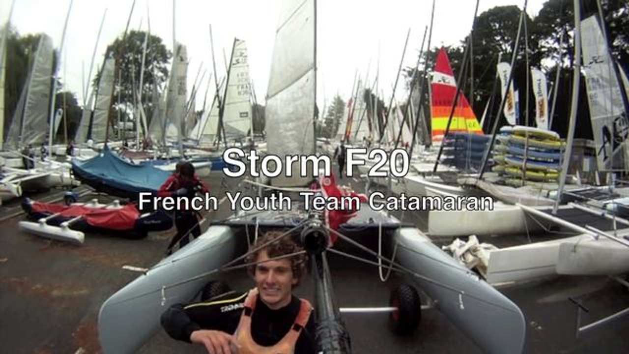 Storm F20 - The most extreme beach catamaran!