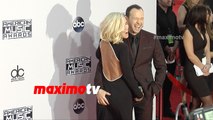 Jenny McCarthy & Donnie Wahlberg | 2014 American Music Awards | Red Carpet Arrivals