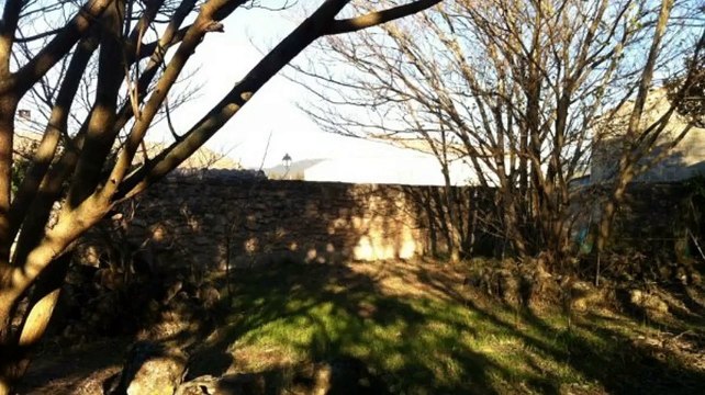 A vendre - Terrain - Fontvieille (13990) - 937m²