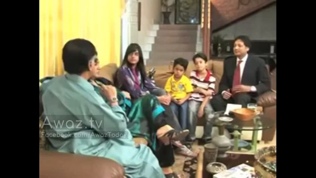 Hassan Nisar’s Daughter First Time on Live TV Asking a Question From Hassan Nisar