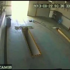 dikkatsizlik-komik kaza