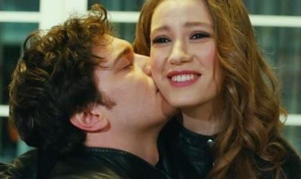 Medcezir'de Reytingler Düşünce Çareyi Öpüşme Sahnesinde Buldular