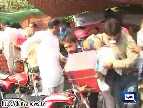 Dunya News - Citizens disrupt helmet ceremony in Faisalabad