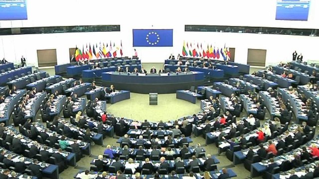 Les eurodéputés attendent le pape François