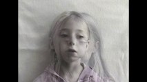 Portrait vidéo de Lotte réalisé par son père durant 14 ans