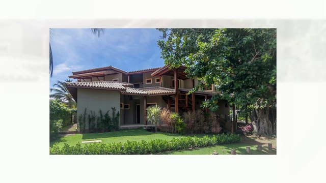 Praia do Forte - Apartamento Com 2 Quartos Em Condomínio Frente Mar