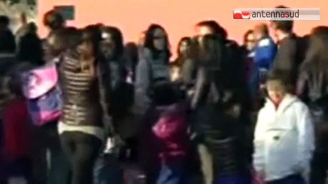 TG 26.11.14 Chiuse per derattizzazione due primarie, a Lecce e Brindisi