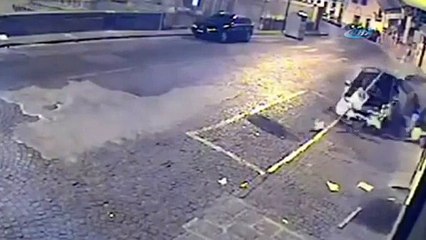 Telefonunu çalan hırsızı ezerek öldürdü