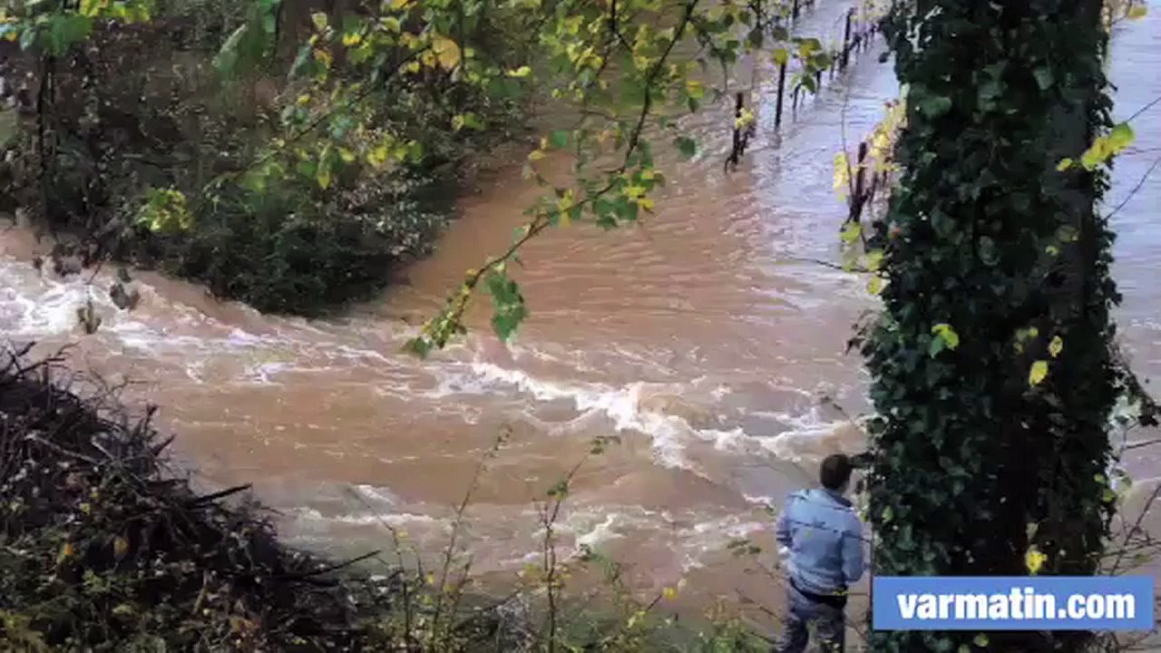 Intempéries: l'Aille en crue au Cannet-des-Maures
