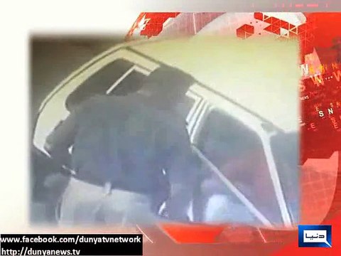 Dunya News - Dunya News Obtains CCTV Footage Of Dacoit Police Officer