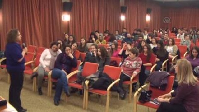 Üniversiteliyim! Kadına Yönelik Şiddetle Mücadele Ediyorum Paneli