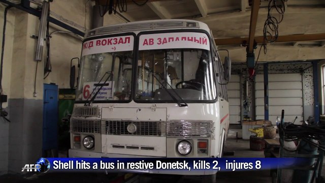 Two dead, eight injured after bus shelled in Donetsk