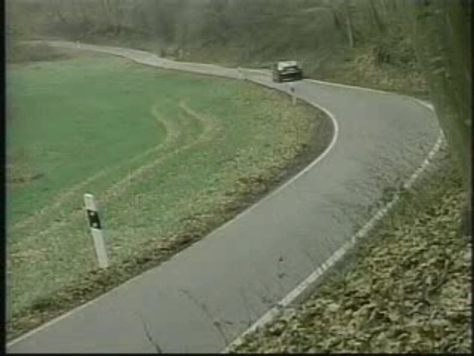 BMW E46 M3 vs Mercedes C32 AMG