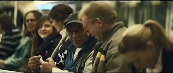 Vodafone Commercial Werbung Berlin Flughafen Airport Tempelhof