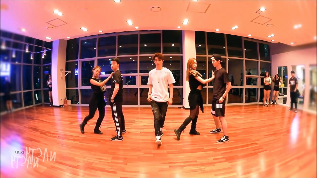Mix Knock / Give to me (Mirror Version)